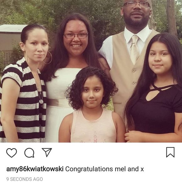 Meet your Posher, Amy - Picture 1 of 1